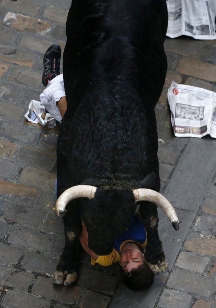 Sexto encierro de San Fermín 2013: primeros heridos de asta de las fiestas (VÍDEO, FOTOS)