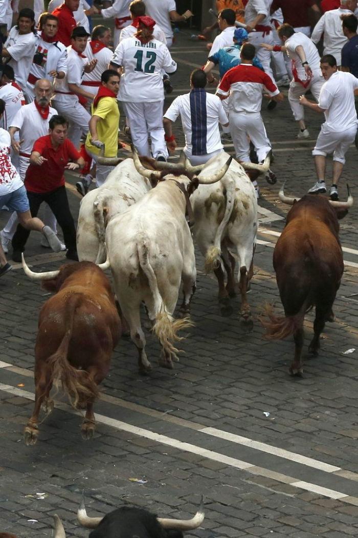 Sexto encierro de San Fermín 2013: primeros heridos de asta de las fiestas (VÍDEO, FOTOS)