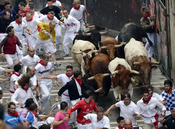 Sexto encierro de San Fermín 2013: primeros heridos de asta de las fiestas (VÍDEO, FOTOS)