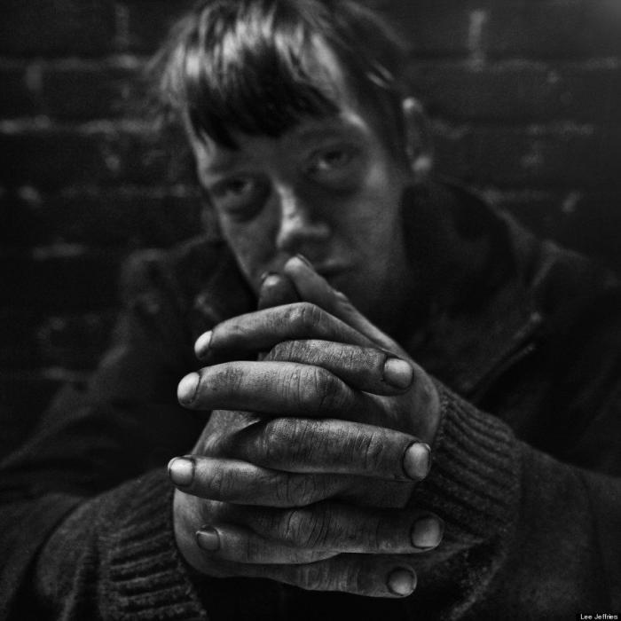 Los retratos del fotógrafo Lee Jeffries para concienciar sobre las personas sin hogar (FOTOS)