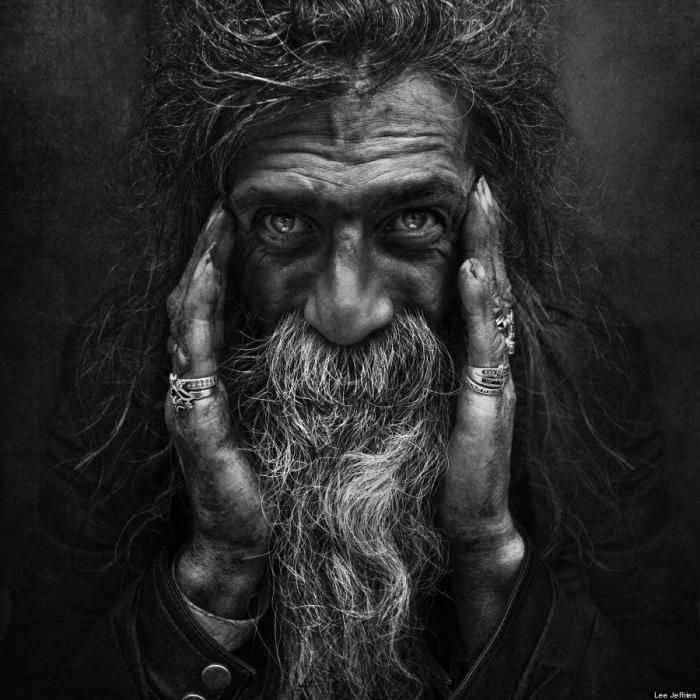 Los retratos del fotógrafo Lee Jeffries para concienciar sobre las personas sin hogar (FOTOS)