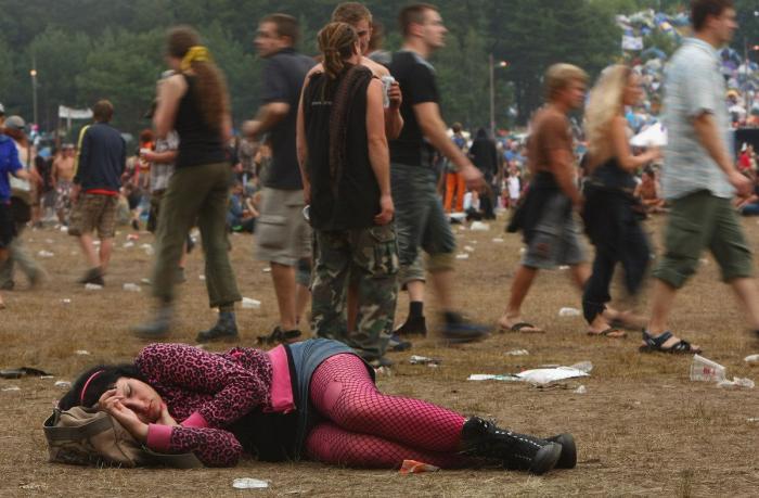Gente que se queda dormida en público, gente que mola (FOTOS)