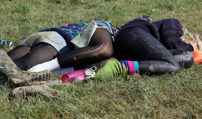 Gente que se queda dormida en público, gente que mola (FOTOS)