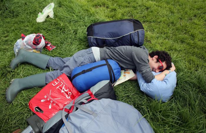 Gente que se queda dormida en público, gente que mola (FOTOS)