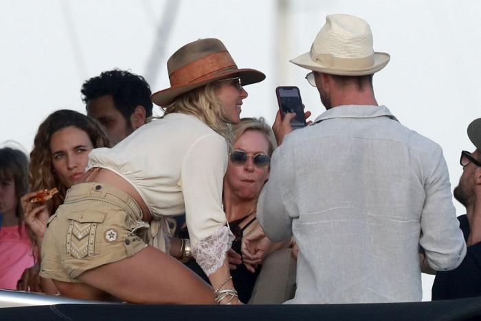 Chris Hemsworth graba a Elsa Pataky como nunca la habíamos visto