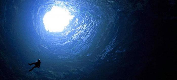 Buscan a tres espeleólogas catalanas en una cueva de Arredondo (Cantabria)