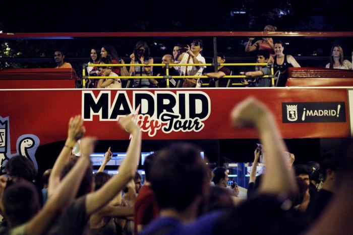 'Barbacoa de chorizos': Protestas en toda España ante las sedes del PP