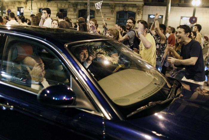 'Barbacoa de chorizos': Protestas en toda España ante las sedes del PP