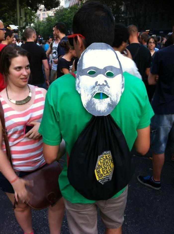 'Barbacoa de chorizos': Protestas en toda España ante las sedes del PP