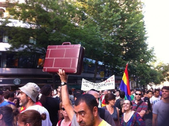 'Barbacoa de chorizos': Protestas en toda España ante las sedes del PP