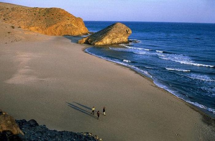 Las mejores playas para...: nueve rincones de España para bañarte según tus gustos (FOTOS)