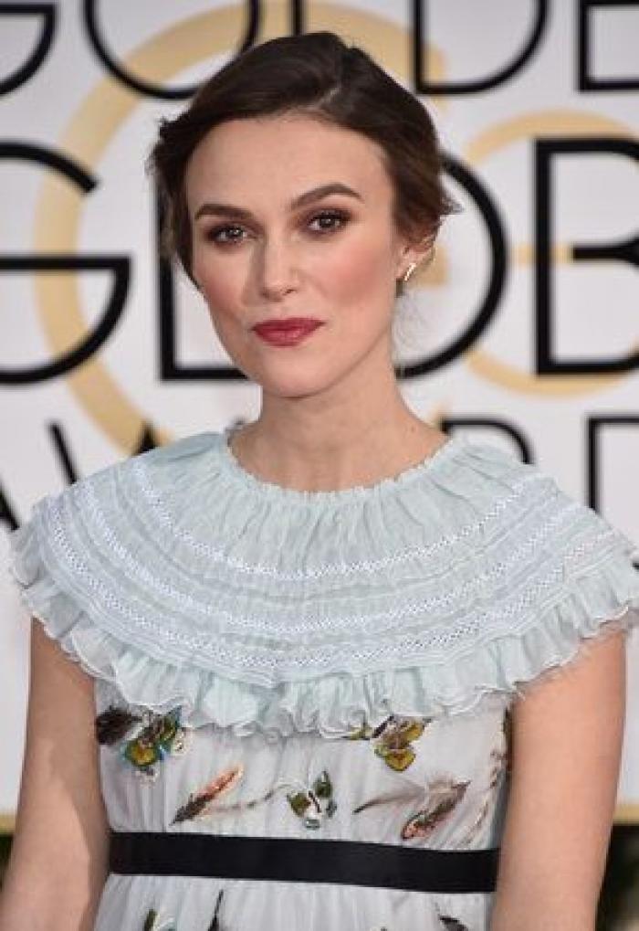 El 'photobomb' de Benedict Cumberbatch a Meryl Streep en los Globos de Oro (GIF)