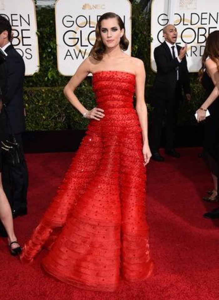 El 'photobomb' de Benedict Cumberbatch a Meryl Streep en los Globos de Oro (GIF)