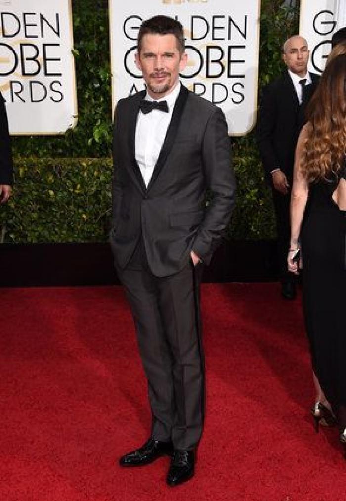 El 'photobomb' de Benedict Cumberbatch a Meryl Streep en los Globos de Oro (GIF)