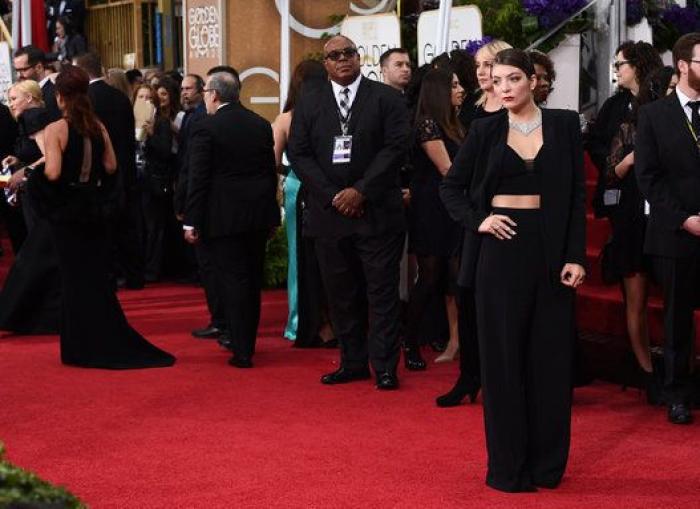 El 'photobomb' de Benedict Cumberbatch a Meryl Streep en los Globos de Oro (GIF)