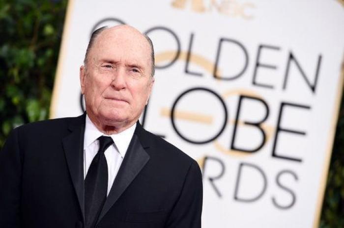 El 'photobomb' de Benedict Cumberbatch a Meryl Streep en los Globos de Oro (GIF)