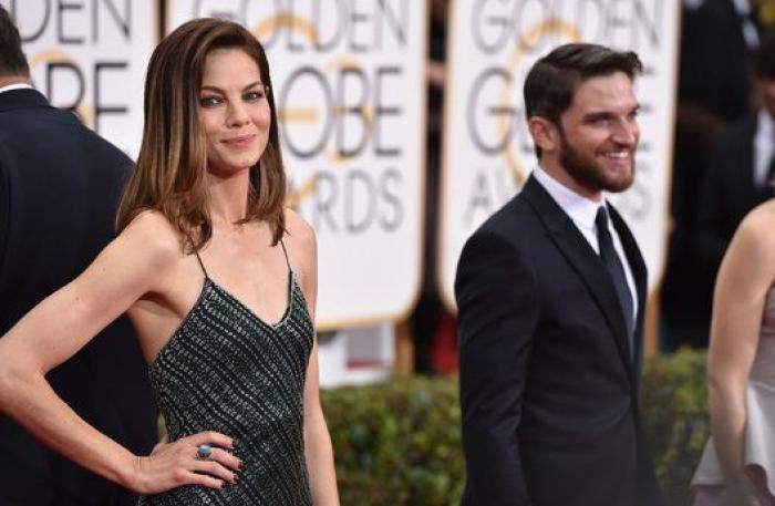 El 'photobomb' de Benedict Cumberbatch a Meryl Streep en los Globos de Oro (GIF)