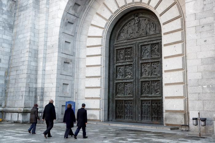 El Supremo da cerrojazo a la exhumación de Franco