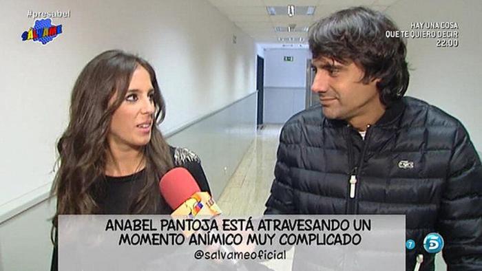 Atracan a una periodista de la 'CNN' en pleno directo