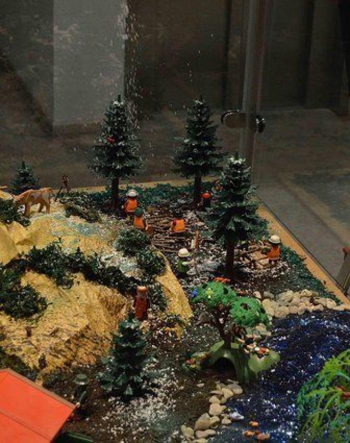 El Museo Etnográfico de Castilla y León convierte la granja de Playmobil en un portal de Belén
