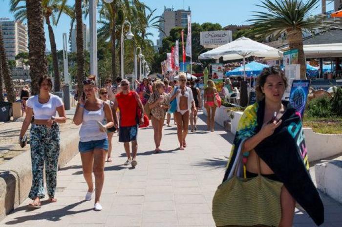 Dr. Balconing: el médico sevillano que estudia por qué ocurre y cómo prevenirlo