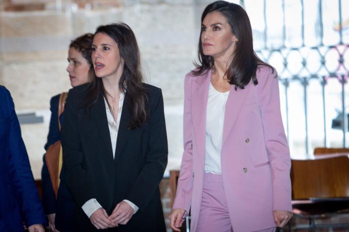 Este medio extranjero se deshace en elogios con la reina Letizia: el motivo se ve en la foto