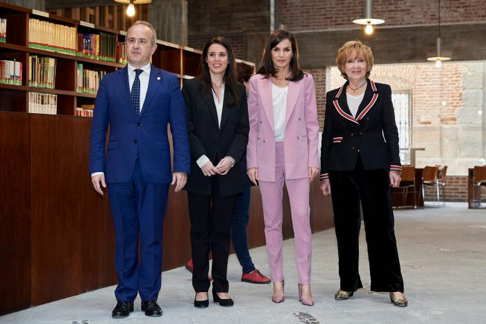 Este medio extranjero se deshace en elogios con la reina Letizia: el motivo se ve en la foto