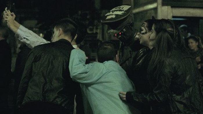 Va caminando por Madrid y ojo a lo que encuentra en la acera: muchos tienen que mirar dos veces