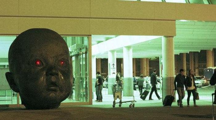 Va caminando por Madrid y ojo a lo que encuentra en la acera: muchos tienen que mirar dos veces