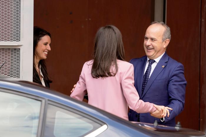 Este medio extranjero se deshace en elogios con la reina Letizia: el motivo se ve en la foto