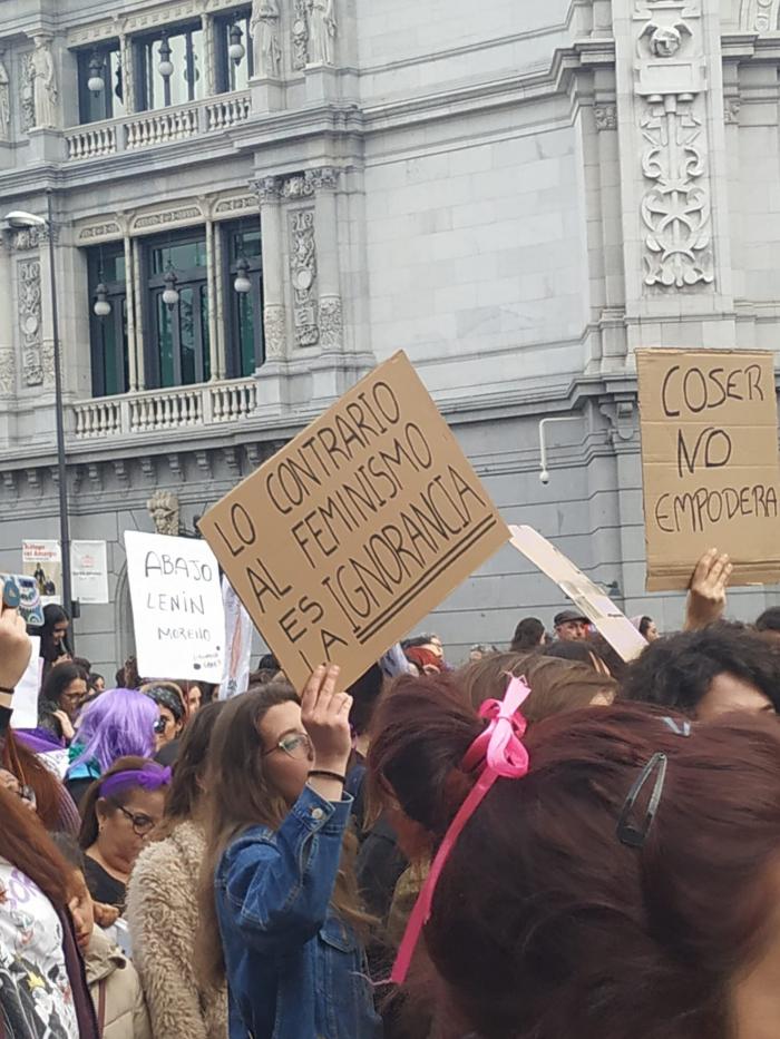 Andrea Fernández: “La abolición de la prostitución es una de las grandes tareas pendientes, tenemos que abordarla con urgencia”