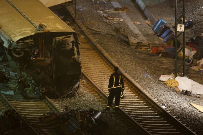 Ocho años de la tragedia de Angrois: a la espera de justicia por el accidente del Alvia que conmocionó a España