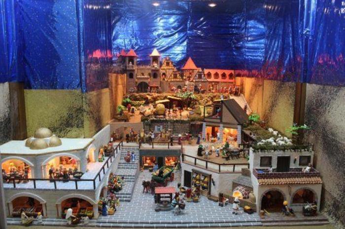 Esto sí que es montar el belén: 500 figuras de Playmobil y nueve meses de preparación (FOTOS)