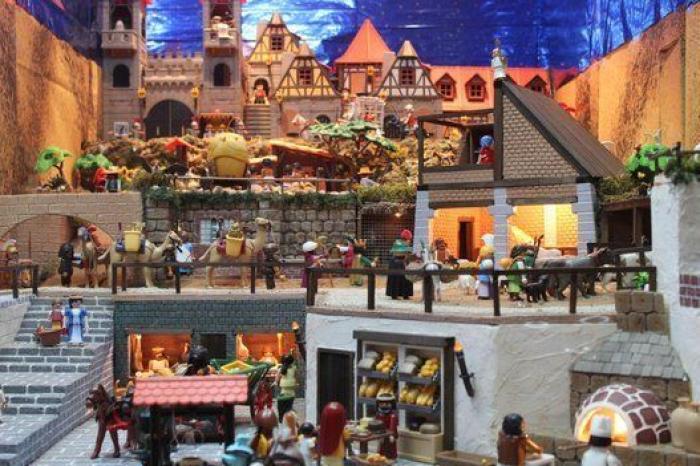 Esto sí que es montar el belén: 500 figuras de Playmobil y nueve meses de preparación (FOTOS)