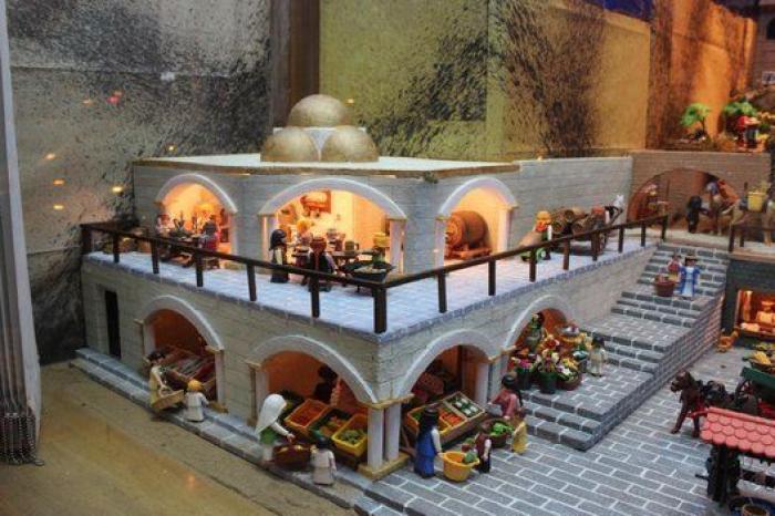 Esto sí que es montar el belén: 500 figuras de Playmobil y nueve meses de preparación (FOTOS)