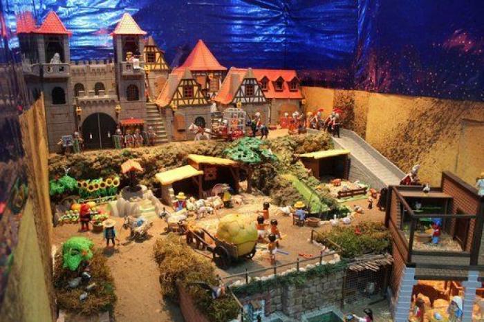 Esto sí que es montar el belén: 500 figuras de Playmobil y nueve meses de preparación (FOTOS)