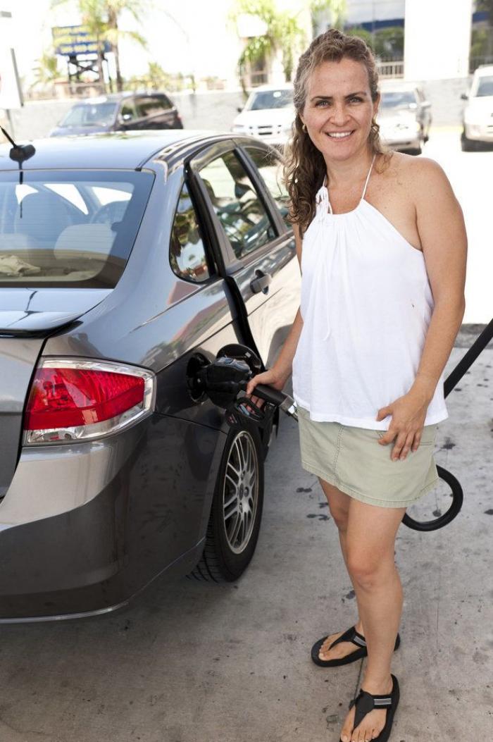 Cuidado con darle conversación a este conductor de Uber o acabarás cantando y bailando con él (VÍDEO)