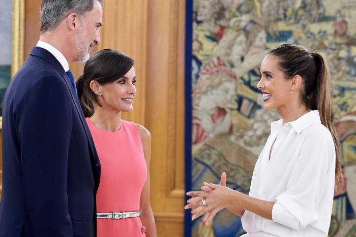 La foto de Letizia que más está dando que hablar en las revistas del corazón: la clave es quién está un metro a su derecha