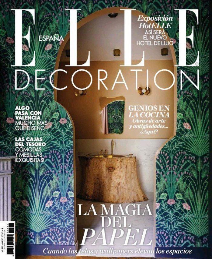 La edición española de 'Vogue' hace lo nunca visto por el coronavirus