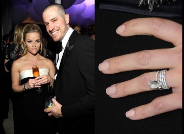 Scarlett Johansson presume de anillo de compromiso en la Comic Con de San Diego