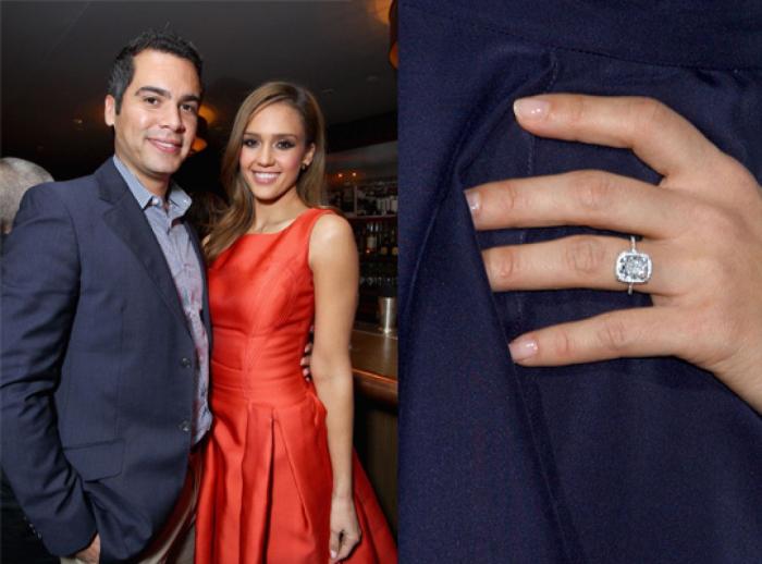 Scarlett Johansson presume de anillo de compromiso en la Comic Con de San Diego