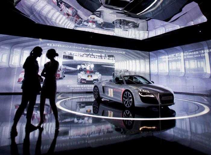 Cristiano Ronaldo le hace un regalo de 100.000 euros a su madre y le llueven las críticas