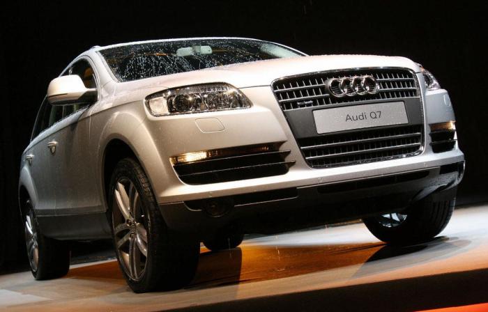 Cristiano Ronaldo le hace un regalo de 100.000 euros a su madre y le llueven las críticas