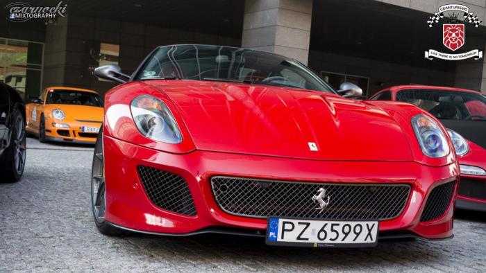 Cristiano Ronaldo le hace un regalo de 100.000 euros a su madre y le llueven las críticas