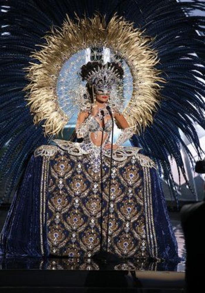 El presentador de Miss Universo se confunde y corona a la concursante equivocada (VÍDEO)