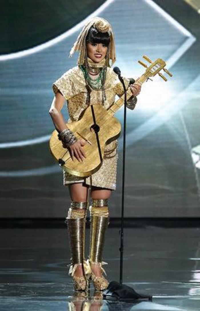 El presentador de Miss Universo se confunde y corona a la concursante equivocada (VÍDEO)