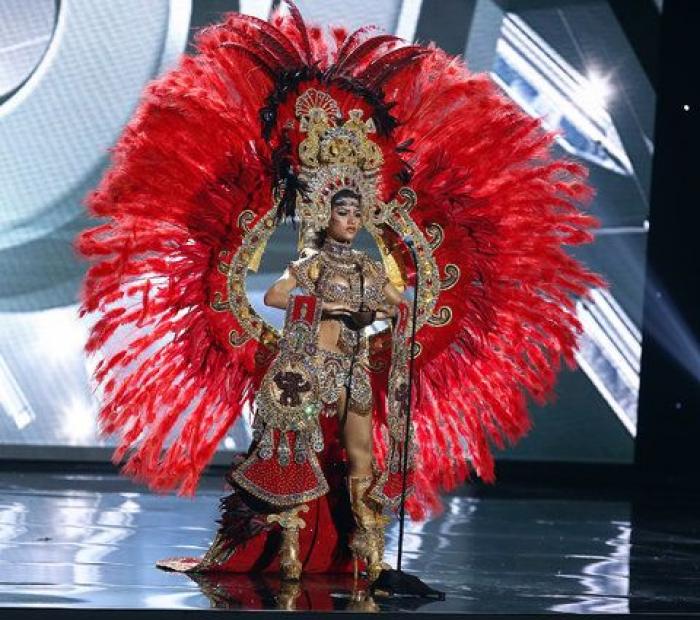 El presentador de Miss Universo se confunde y corona a la concursante equivocada (VÍDEO)