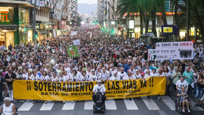 El PSOE no tarda ni un segundo en desarmar este tuit del PP
