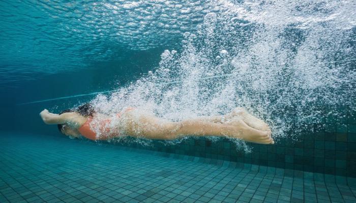 El peligro de las aguas abiertas y consejos para nadar seguro