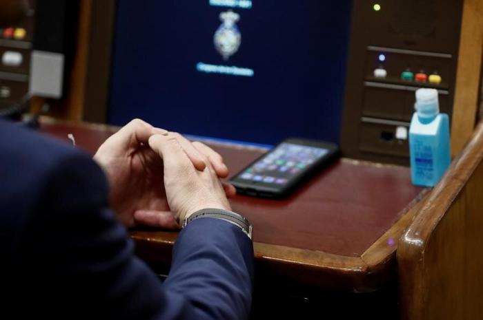 Un diputado de Vox compara a Sánchez con Hitler: Bolaños sube y hace esto